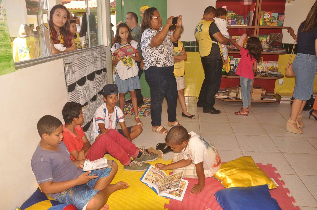 Escola Jacinto Bispo de Luzimangues recebe moderna Biblioteca com apoio do Projeto Mãos que Ajudam 3