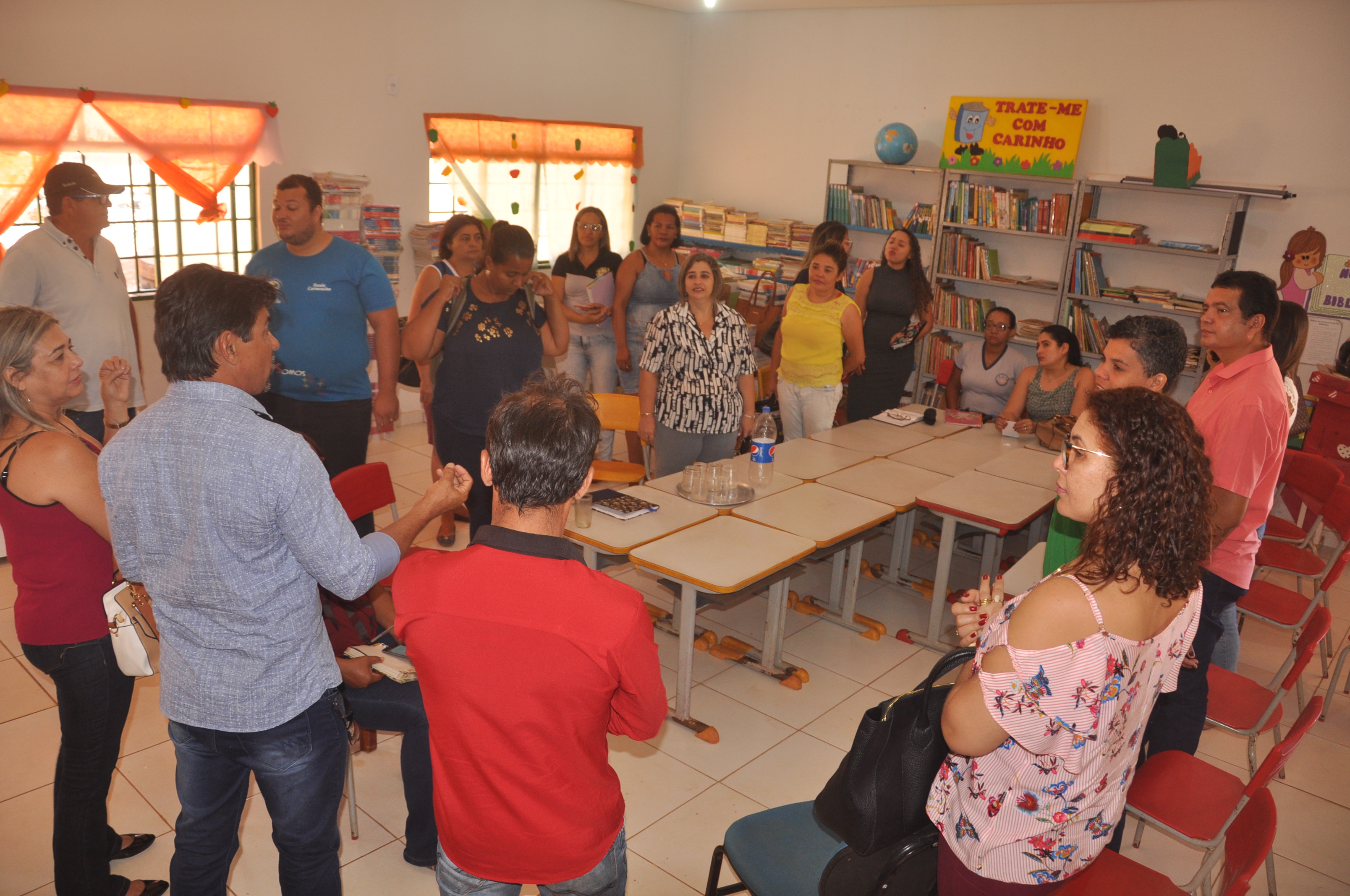 Prefeitura de Porto Nacional promove reunião com gestoras de escolas sobre o Projeto Horta Educativa