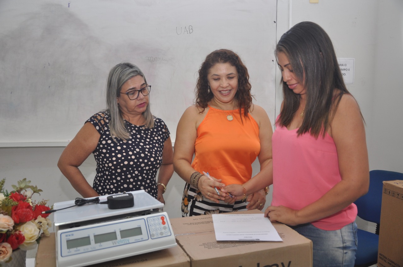 Escolas municipais recebem equipamentos no município de Porto Nacional 2