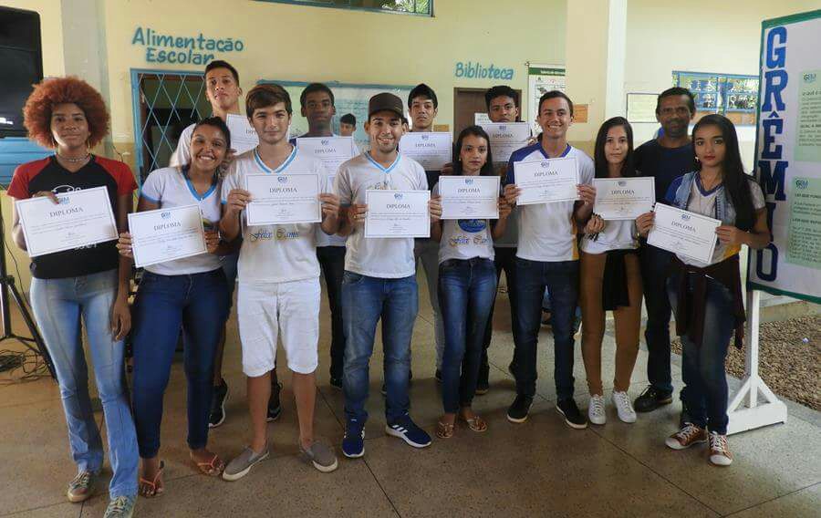 Fundação Municipal da Juventude de Porto Nacional empossa Grêmio Estudantil do CEM Félix Camôa