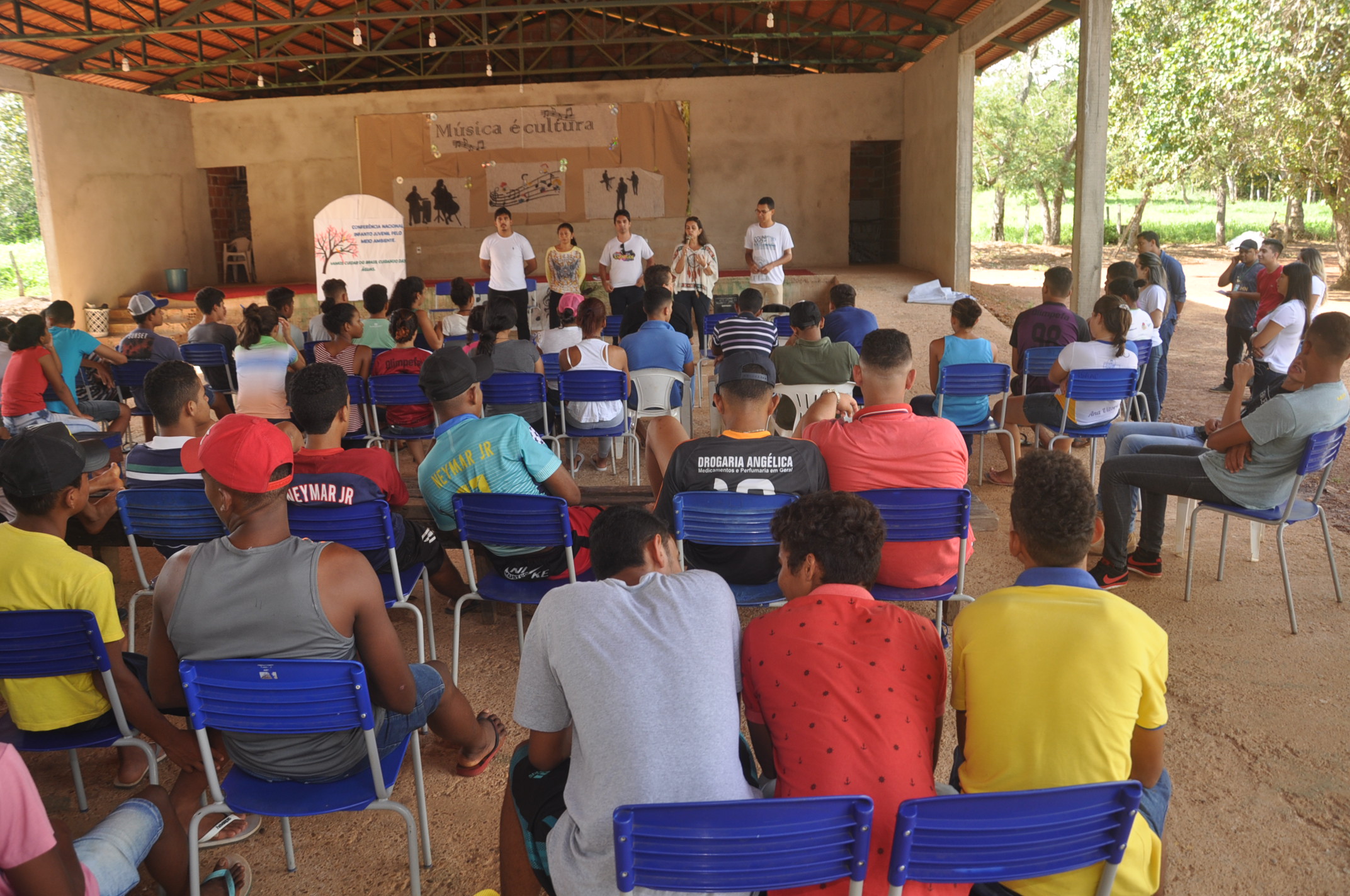Fundação da Juventude divulga ações do ID Jovem para estudantes da Escola Família Agrícola Dornil Sobrinho 34