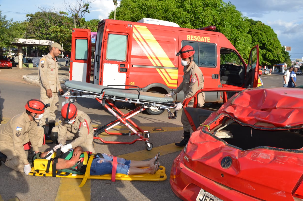 Maio Amarelo Demutran de Porto Nacional realiza simulação de acidente em ação de conscientização 3